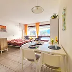 Daire Residenz La Selva Studio-apartments *