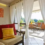 Residenz La Selva Studio-apartments Daire *