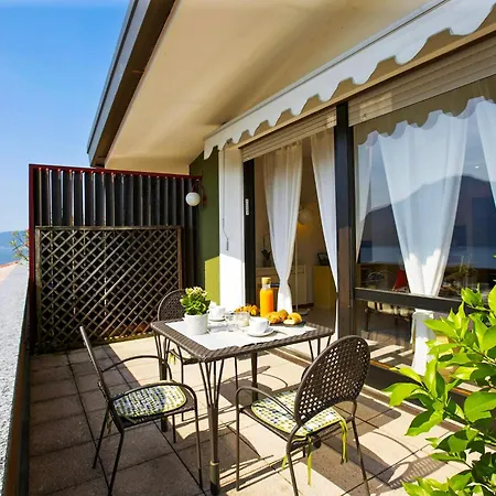 Apartment Residenz La Selva Studio-apartments Ghiffa